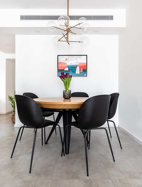 Stół Mietek okrągły rozkładany na metalowej podstawie 130 - 230 cm T49 