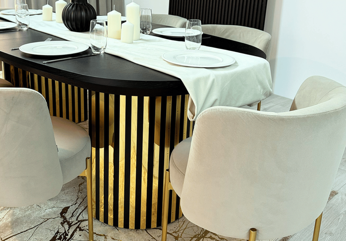 Stół rozkładany na ryflowanej nodze LUDWIK T72 GLAM 110x200-300 cm