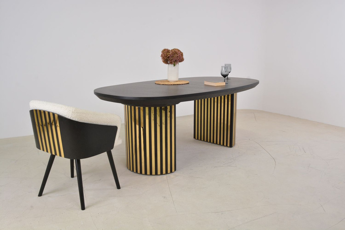 Stół Ludwik rozkładany na ryflowanej nodze 110 cm x 200 - 300 cm T72 GLAM