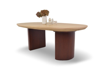 STÓŁ NA RYFLOWANYCH NOGACH 110 cm x 200 - 300 cm T72 GLAM