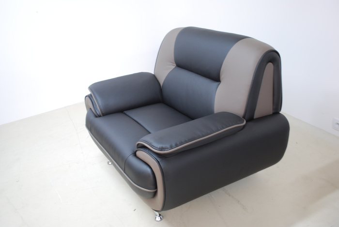  Nowoczesny tapicerowany fotel do salonu ONYX