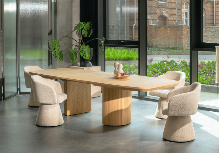 Stół rozkładany na ryflowanych nogach PIOTR T71 110x200-300 cm