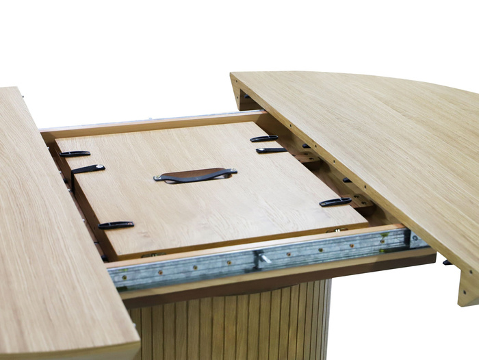 Stół okrągły, rozkładany na ryflowanej nodze DARIUSZ T68 130-180 cm