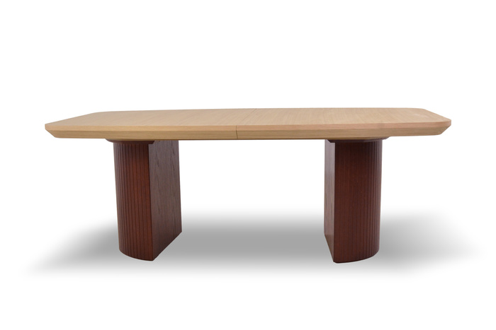 Stół Paweł rozkładany na ryflowanej nodze 110 cm x 200 - 300 cm T72