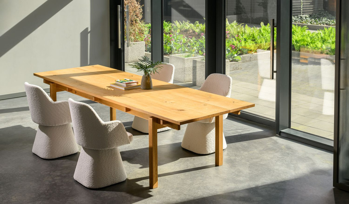 KRZESŁO TAPICEROWANE BOSTWANA