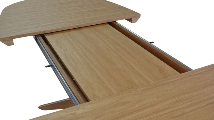 Owalny dębowy stół rozkładany 110 cm x 200-300 cm T79