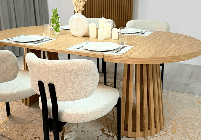 Stół okrągły, rozkładany na ażurowej nodze BARTEK T77 110-210 cm